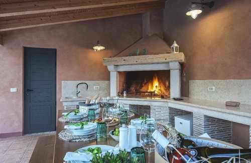 Muntic House | Holiday house for 7 persons approx. 260 qm in Muntic, Istria (South coast of Istria)