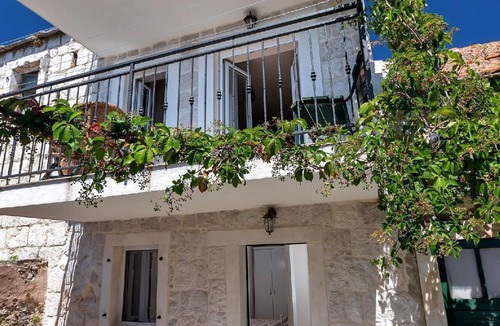 Tucepi House | Holiday house Gornje Tučepi for 1 - 5 persons with 2 bedrooms - Holiday house