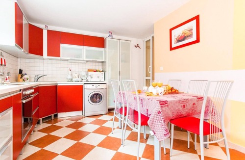 Hodilje House | Holiday house Hodilje for 1 - 5 persons with 2 bedrooms - Twin house
