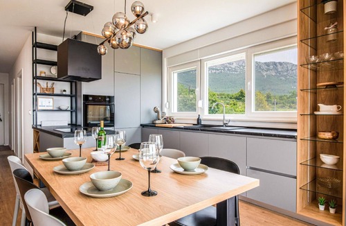 Kastel Sucurac House | Holiday house Kaštel Sućurac for 1 - 15 persons with 7 bedrooms - Holiday house