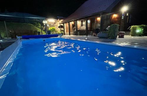 Veliko Trgovisce Villa | Holiday house Kontesa