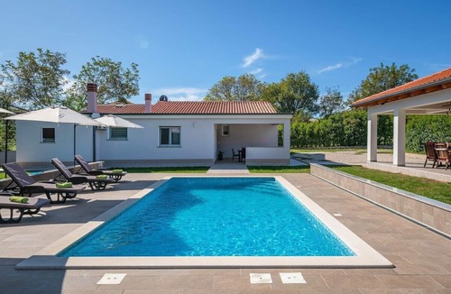 Prodol House | Holiday house Krnica for 1 - 8 persons with 3 bedrooms - Holiday home