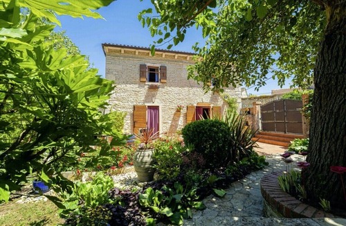 Glavani House | Holiday house Luca * private garden, covered terrace, BBQ, free WiFi