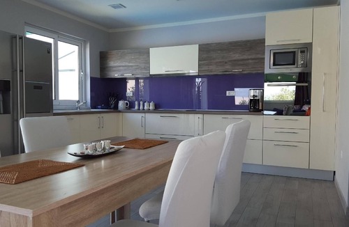 Vrpolje House | Holiday house Makarska for 2 - 4 persons with 2 bedrooms - Twin house
