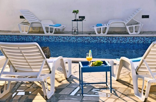 Bogovici House | Holiday house Malinska for 1 - 14 persons with 6 bedrooms - Holiday home