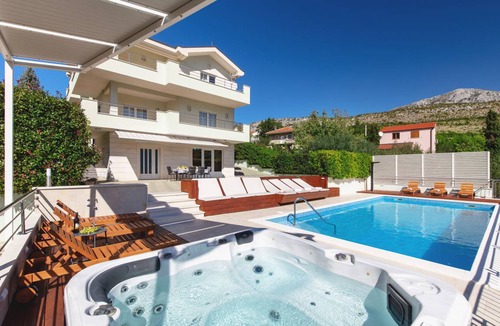 Tugare House | Holiday house Tugare for 1 - 8 persons with 4 bedrooms - Holiday home