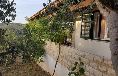 Bobovisca House | Holiday house with a parking space Bobovisca (Brac) - 17080