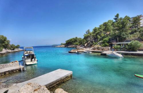 Vrbanj Apartment | HOLIDAY HVAR lux