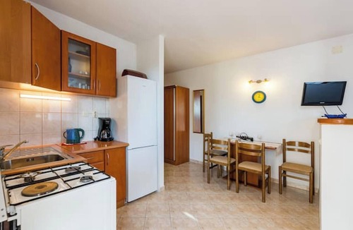 Zavala Apartment | Homerez - Apartment in Zavala - Parking included
