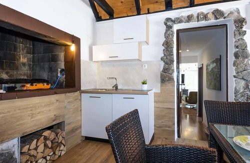 Jadrtovac House | Homerez - Big house 5 km away from the beach for 9 ppl. with swimming-pool
