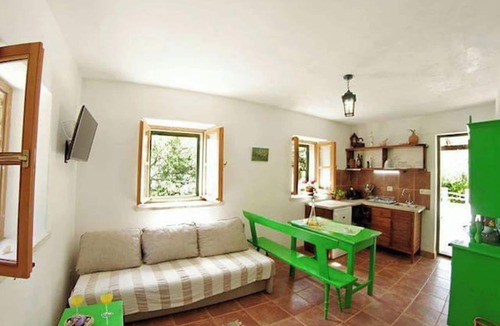 Cove Basina (Jelsa) House | Homerez - Cozy House in Selca with BBQ