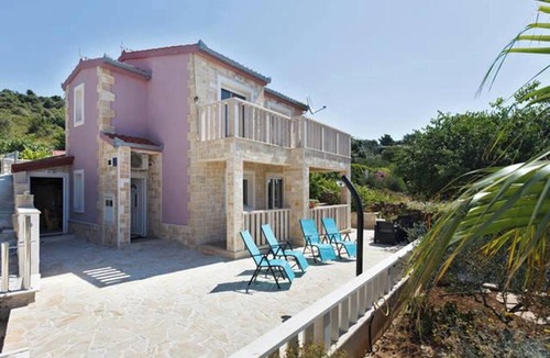 Sevid House | Homerez - Sevid House with Sea View