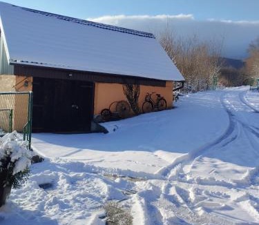 Trnovac House | Honey house Lika