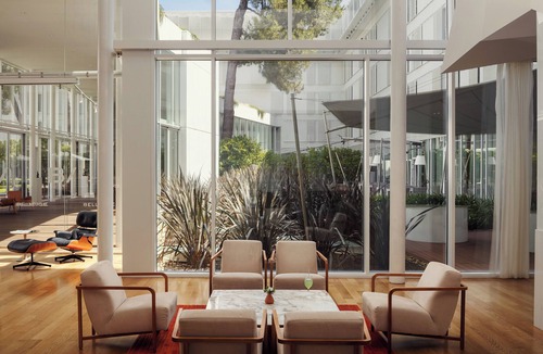 Cove Murtar Hotel | Hotel Bellevue