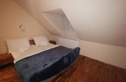 Licko Lesce Hotel | Hotel Gacka