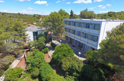 Luka Hotel | Hotel Luka - Dugi OTOK