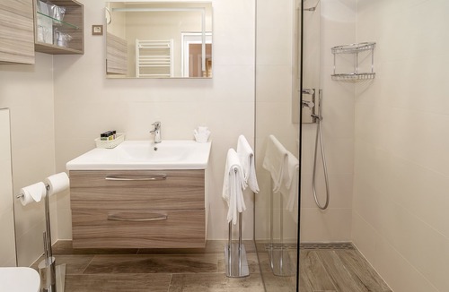 Zidarici Hotel | Hotel Vila Rova