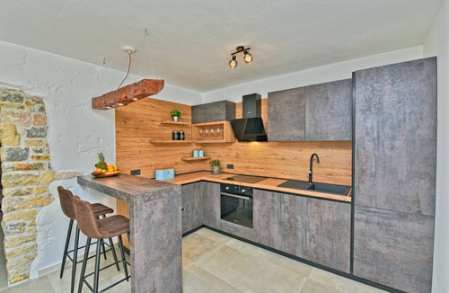 Marusici House | House 2140/49224 (Istria - Momjan), 16000m from the beach