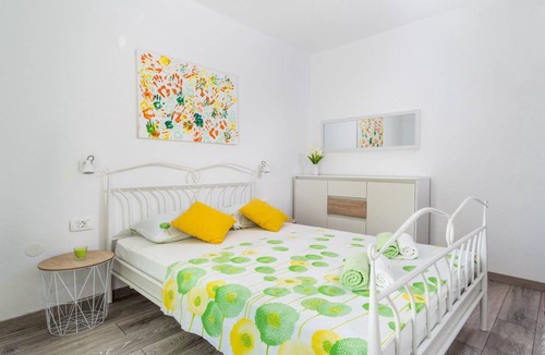 Primorski Dolac House | House ∙ 3 bedrooms ∙ 6 guests