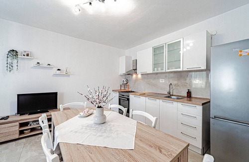 Blato Villa | House Ana by Villas Guide
