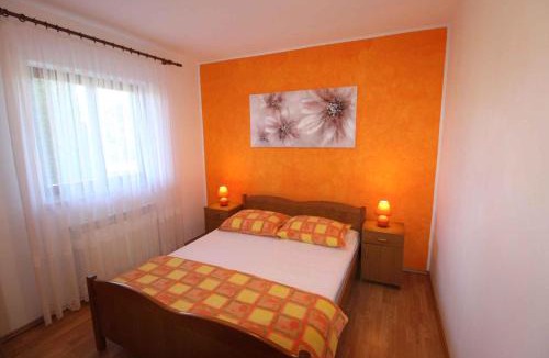 Strmac House | House and Apartments in Labin 8758