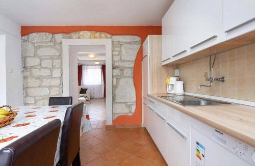 Zbandaj House | House Casa Ana Milena (11339-K1) - Porec