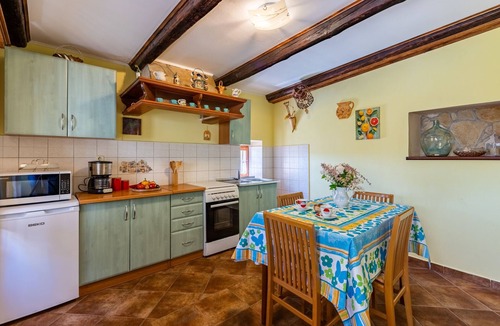 Krsan House | House Dorino (71451-K1) - Lanišće Kršan