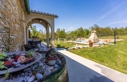 Krsan House | House Dorino (71452-K1) - Lanišće Kršan