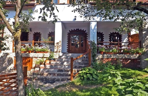 Saliste House | House in Vale with Private Parking and Unique View