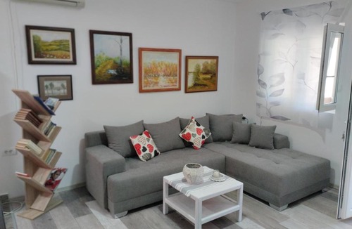South Backa District House | House&mini-Camp SKELICA