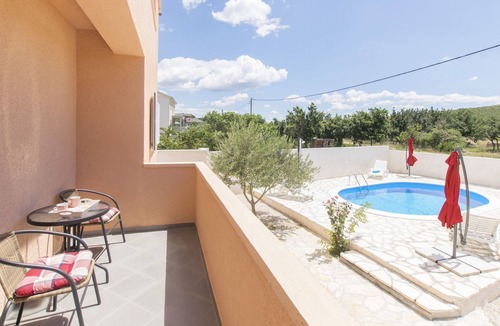 Vinjerac House | House Oasis of Peace (55541-K1) - Vinjerac