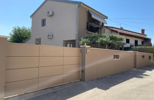 Gulici Apartment | House Runa Porec