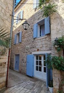 Stari Grad House | House Stone house Skor