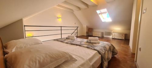 Stari Grad House | House Stone house Skor