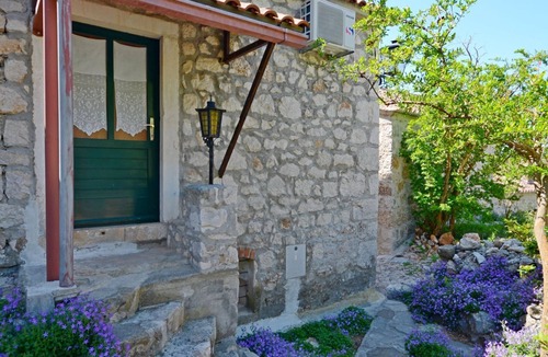 Igrane House | House Vedrana (30123-K1) - Igrane