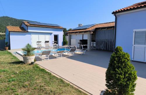 Cunski House | House with pool