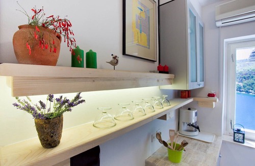 Sutivan Villa | Beautiful Dalmatian style villa with magnificent garden