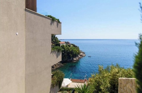Lozica Villa | Villa Atreeum & Eleven