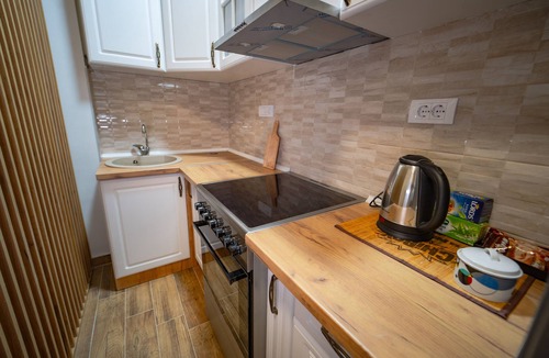 Stari Grad Apartment | https:/www.youtube.com/watch?v=wqHbAxgNcCs