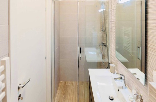Constanta Apartment | Hubix Suites | Casa del Mar C1-P2