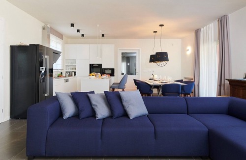 Oprtalj Villa | Idyllic Rainis Hill Top Villa with swimming pool and Finnish sauna
