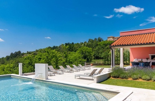 Oprtalj Villa | Idyllic Rainis Hill Top Villa with swimming pool and Finnish sauna
