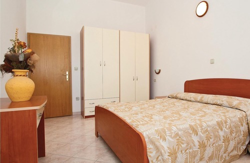 Galizana Apartment | In a quiet part of Galizana, between family houses, are these newly furnished apartments.