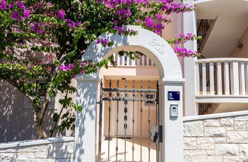 Splitska Apartment | in der ersten Etage mit Meerblick by Interhome