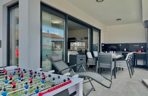 Milcetici Villa | Infinity Haven Residence with Private Pool