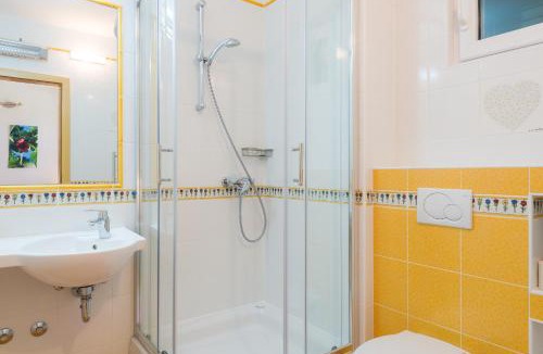 Milna Apartment | Island Hvar Seaside Villa Levanda with Beach, Pool & Seaview