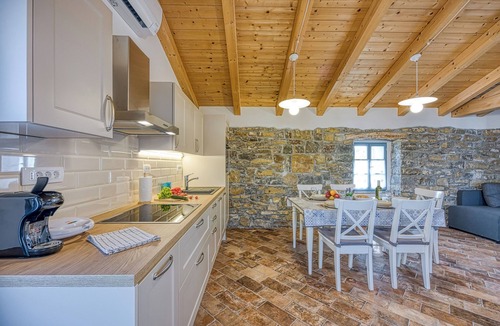 Koper Apartment | Istrian Casa Sunny Terrace APT near Koper, Koper, Slovenia