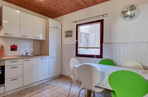 Krizine House | "Ivan" direkt am Strand by Interhome