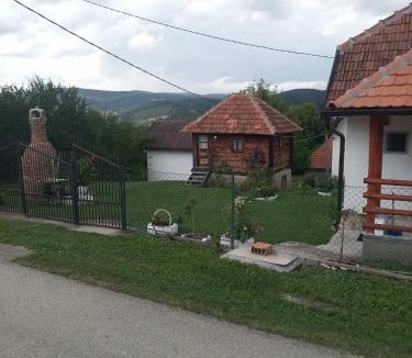 Kremna House | Ivana