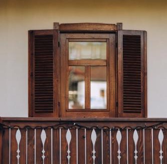 Comiat House | Kacor Guesthouse